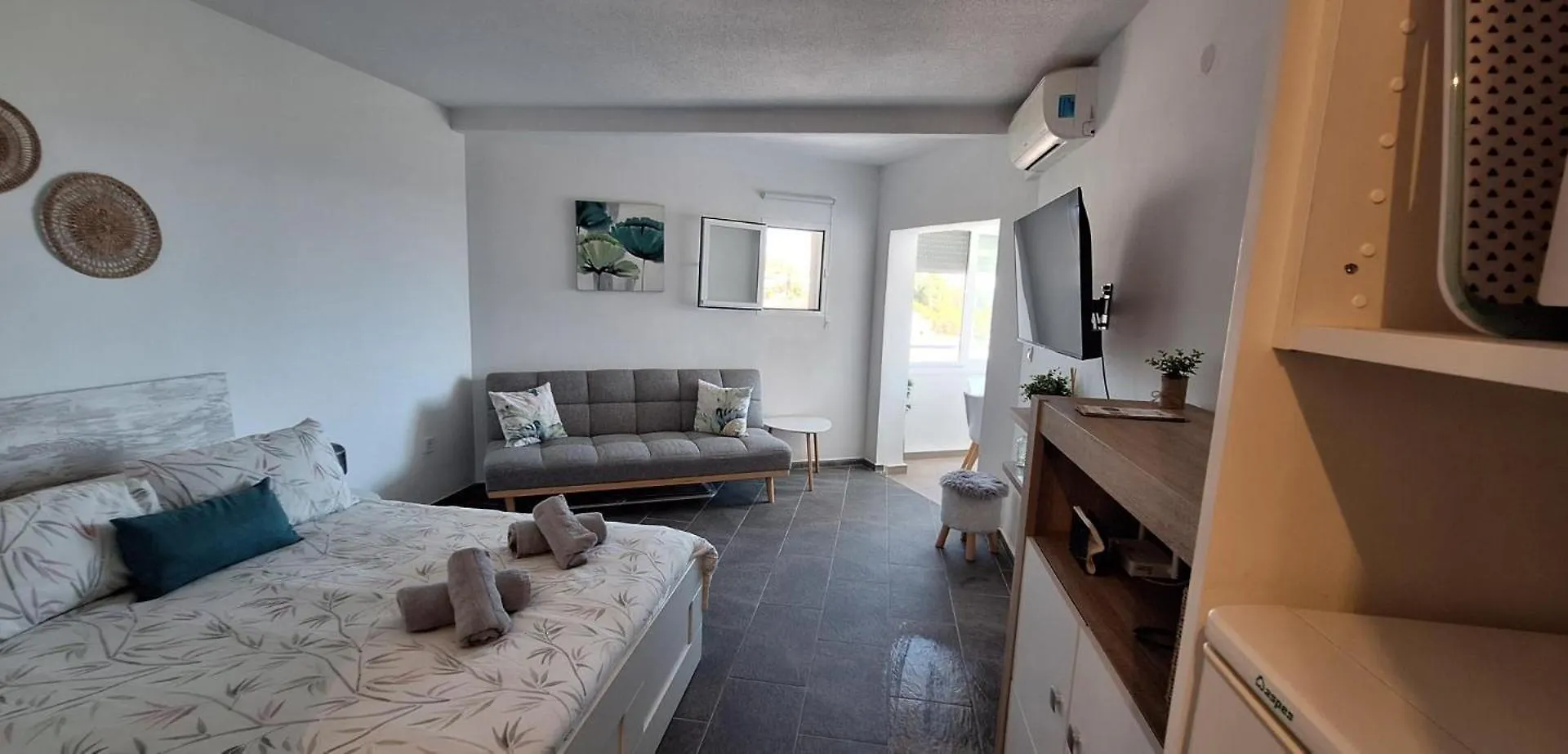 La Cala De Mijas Apartment, Sea View, 200M From The Beach, Close To Town La Cala De Mijas